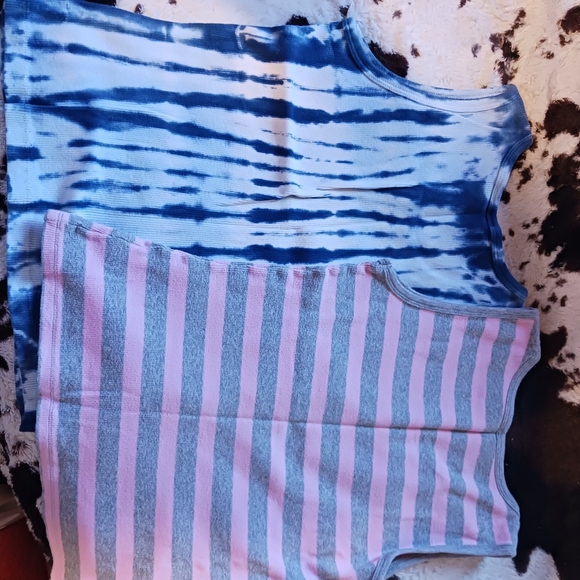 2 Tank Tops Xhilaration No Brand M Juniors - Picture 2 of 14